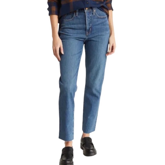 Madewell Curvy Perfect Vintage Straight Leg Raw Hem Jeans High Waisted Sz 27T - Picture 1 of 15
